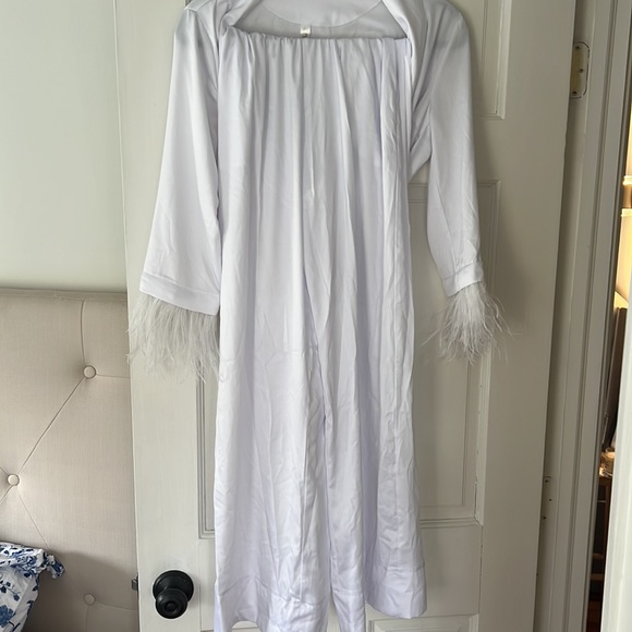 Bridal Pajama Set with Feathers - Picture 4 of 4